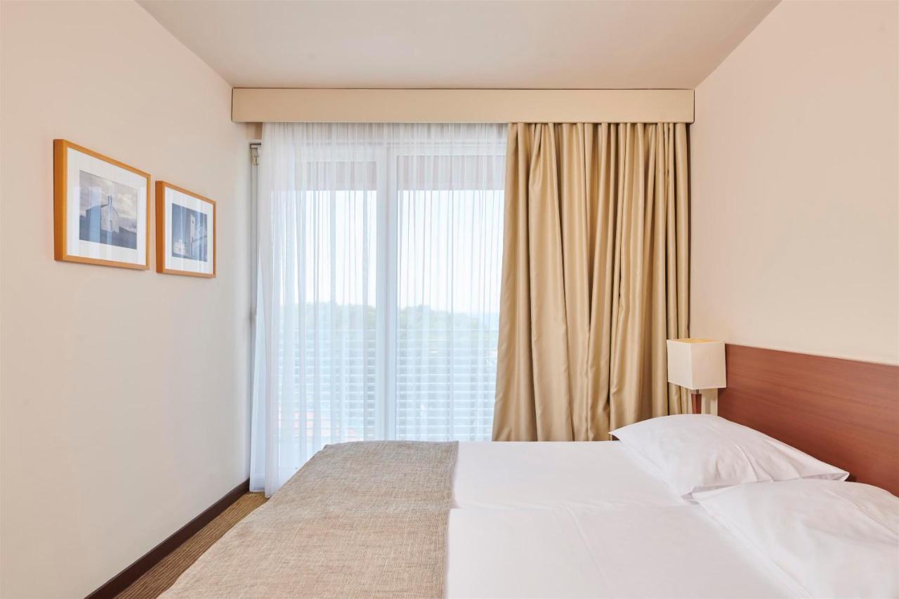 Hotel Albatros Plava Laguna بوريتش المظهر الخارجي الصورة